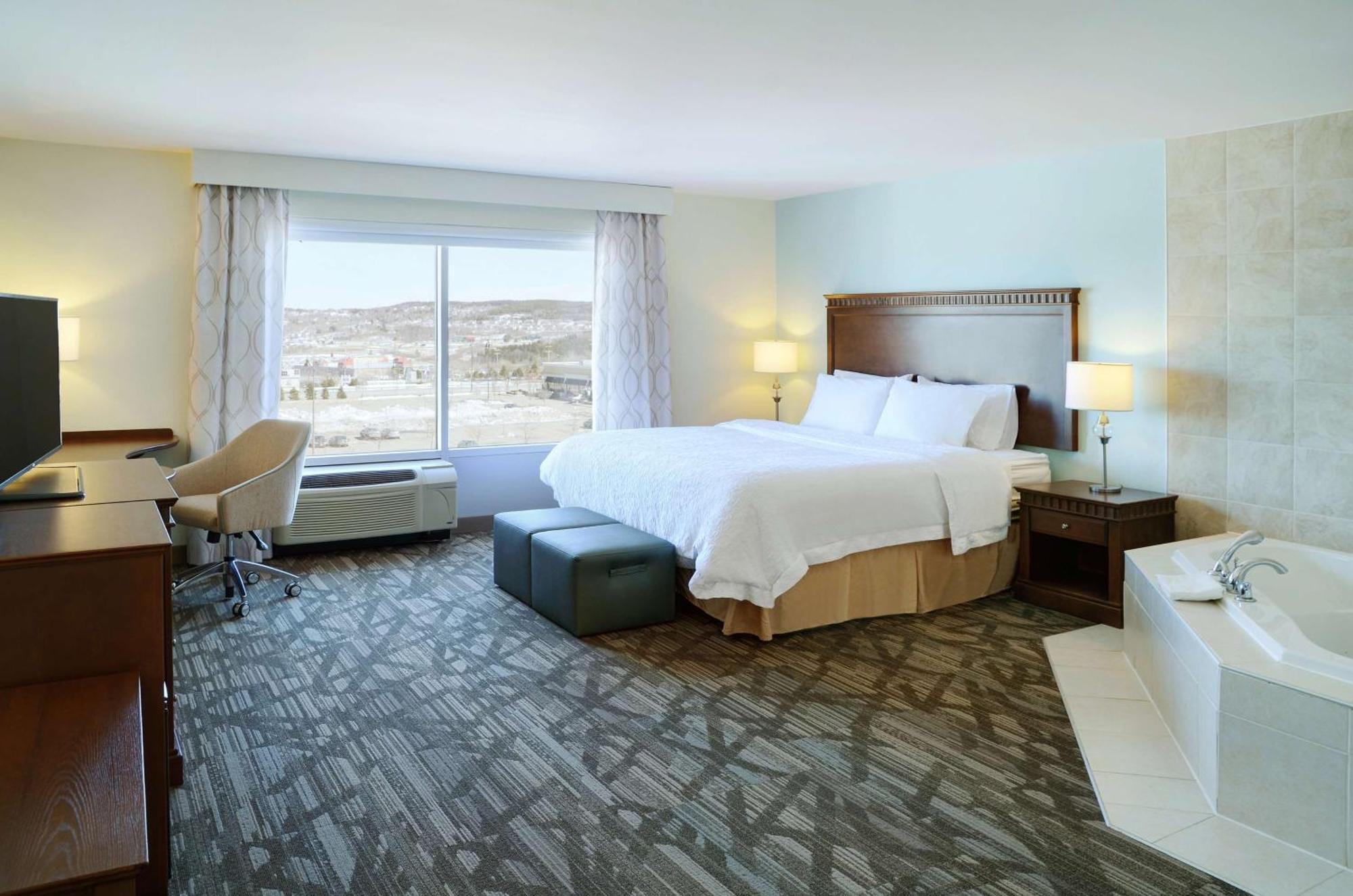 Hampton Inn & Suites Saint John Bagian luar foto