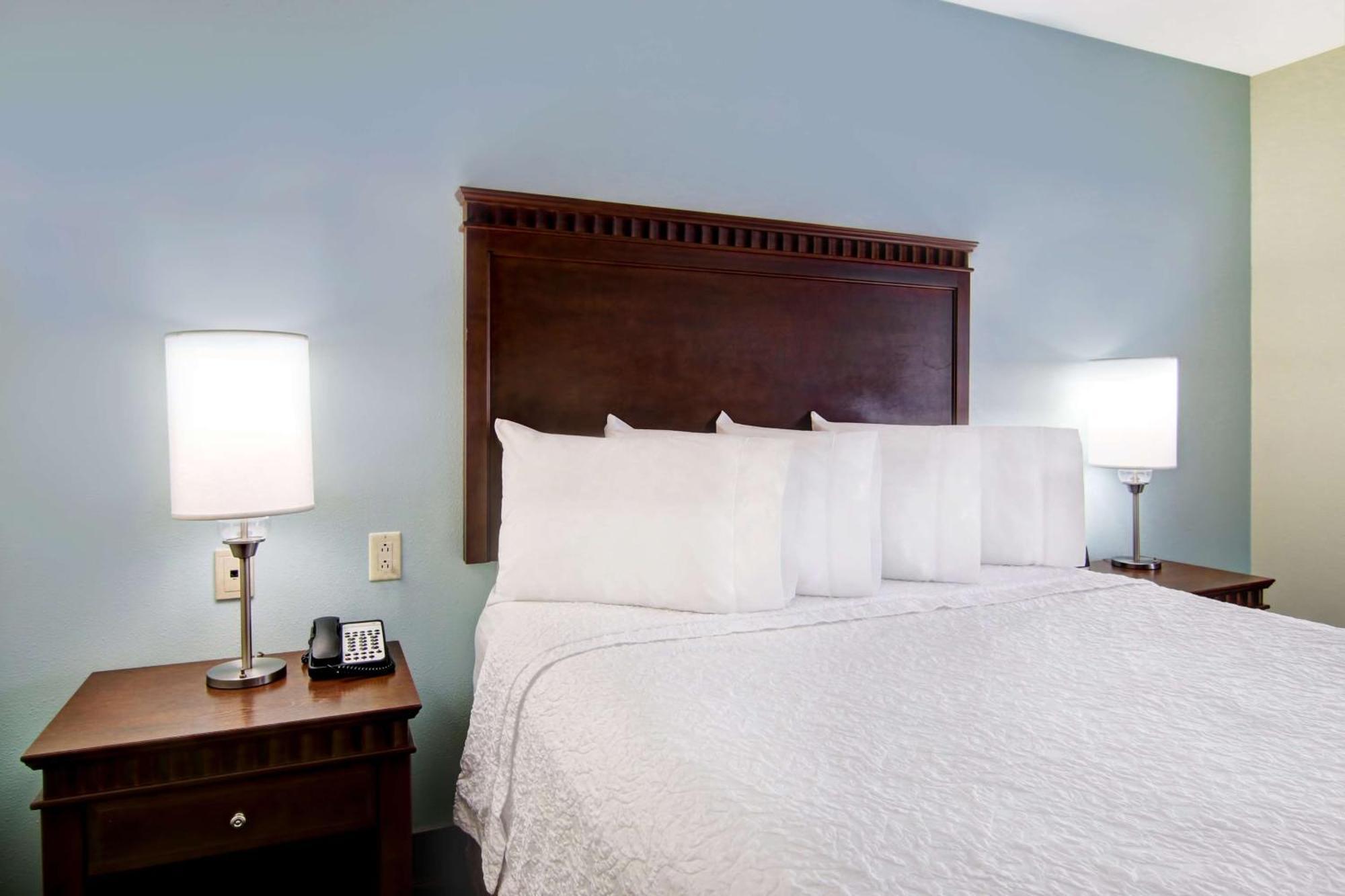 Hampton Inn & Suites Saint John Bagian luar foto