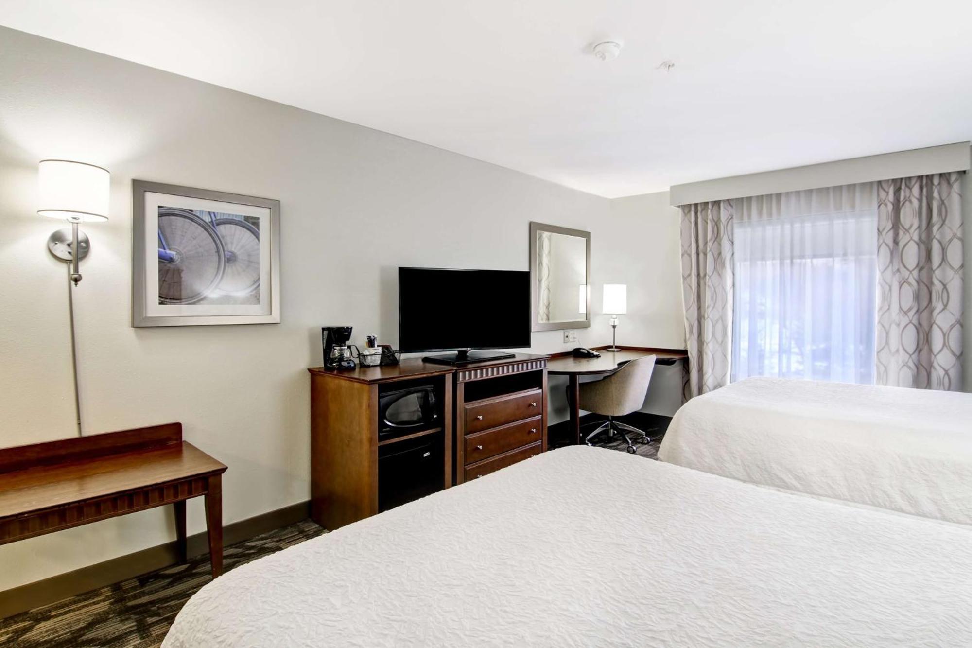 Hampton Inn & Suites Saint John Bagian luar foto