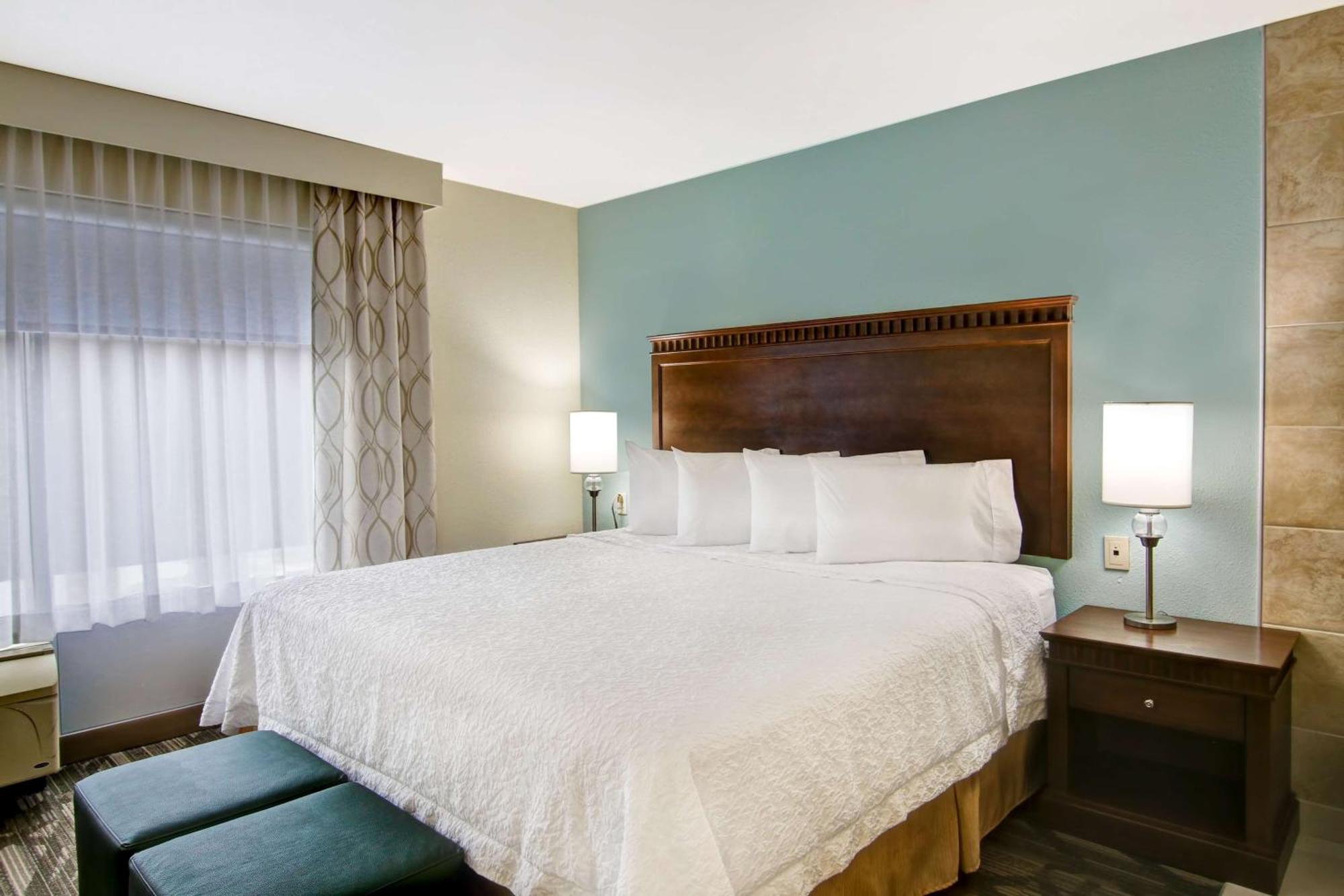 Hampton Inn & Suites Saint John Bagian luar foto