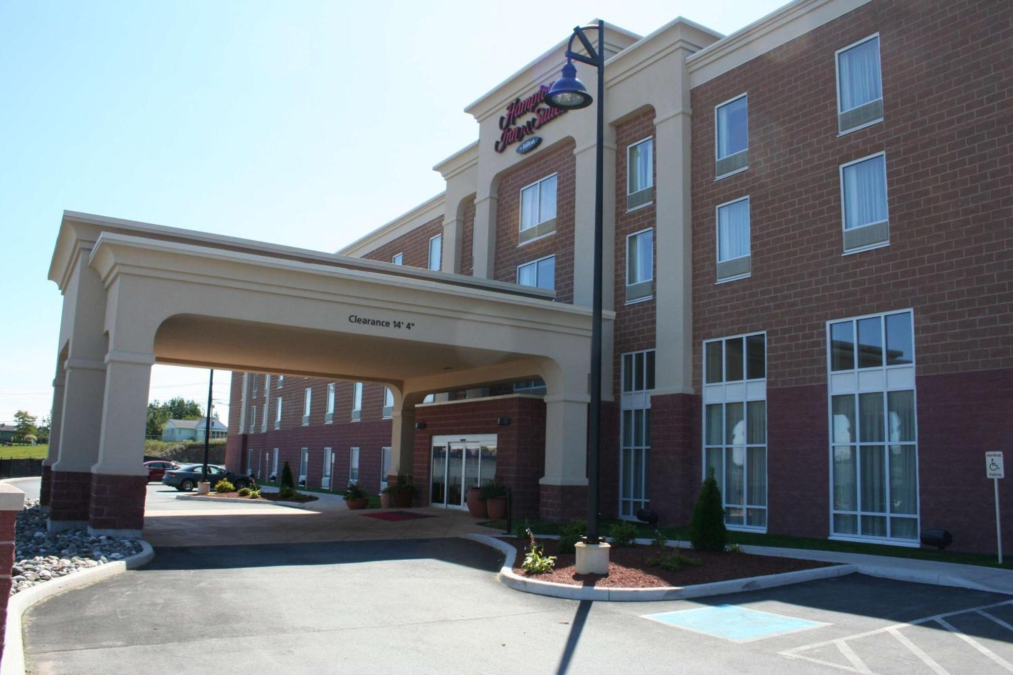 Hampton Inn & Suites Saint John Bagian luar foto