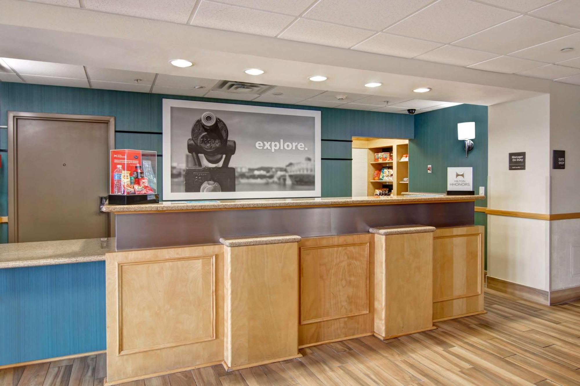 Hampton Inn & Suites Saint John Bagian luar foto